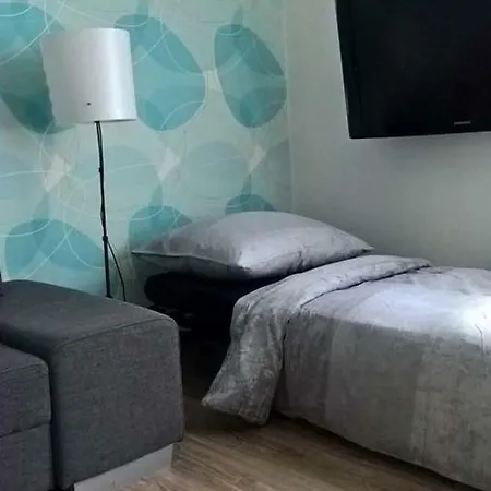 Blue Balloon Apartment *